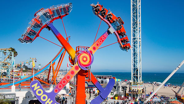 Image of the Typhoon ride in action