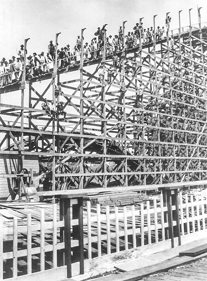 Arthur Looff (son of carouesl maker Charles Looff) negotiated with the Seaside Company to replace the Scenic Railway with his Giant Dipper. He pulled together a 50-man construction team and in 47 days had completed the coaster.